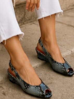 Pas de Rouge Blue Python Slingback Peep Toe Wedge Heels EU 39 / US 8.5 🇮🇹 Italy
